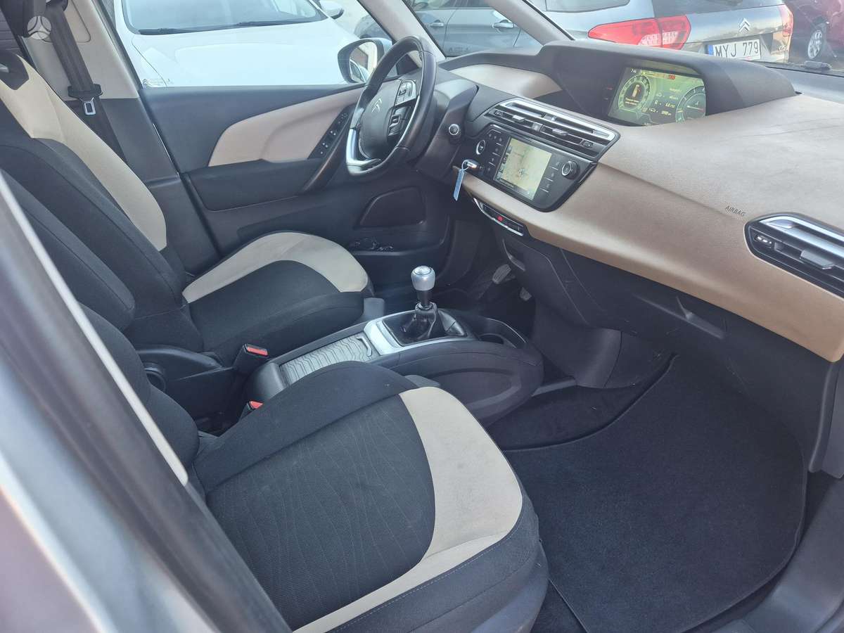 Citroen C4 Picasso, 1.2 l., Хэтчбек