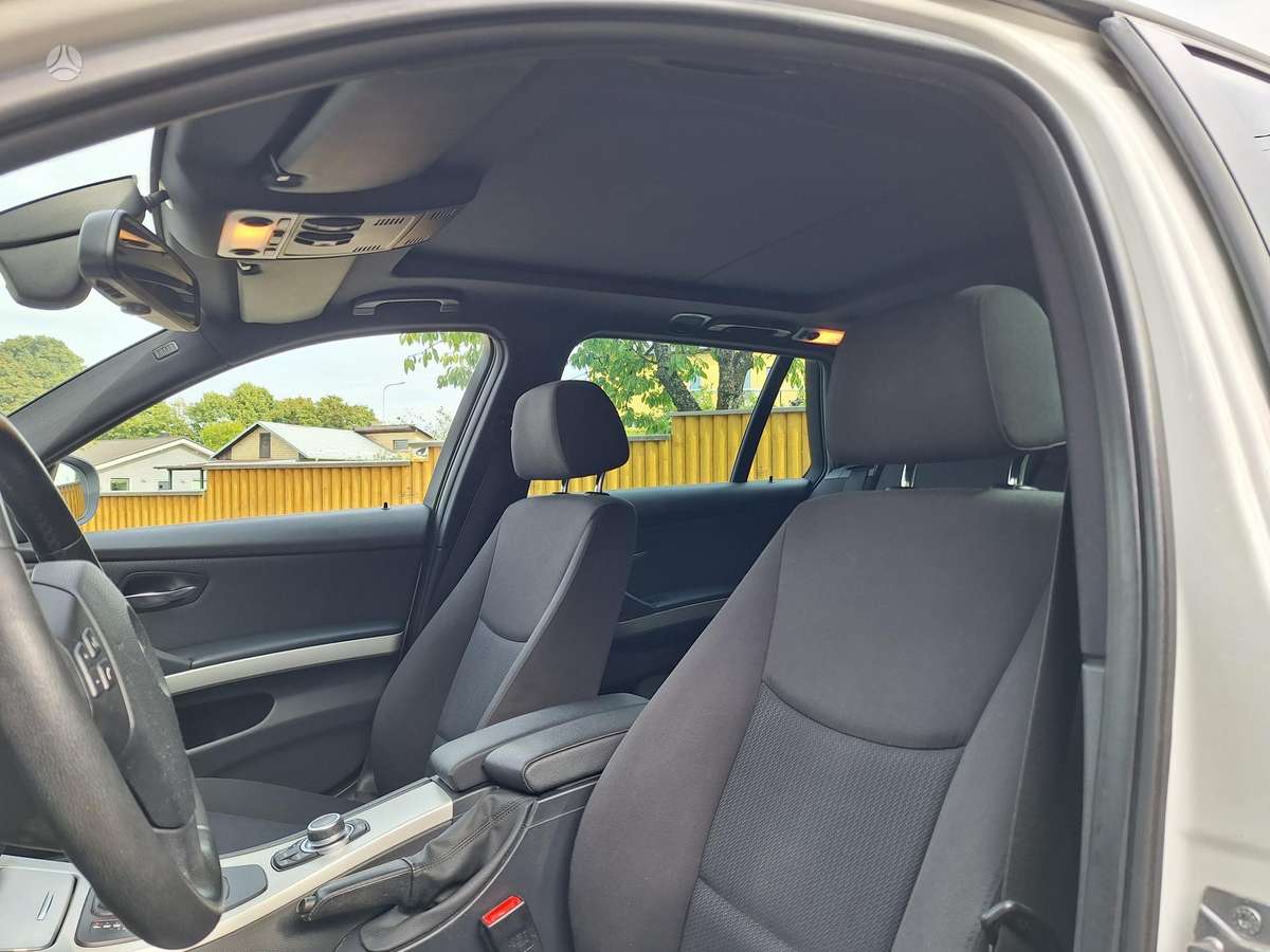 BMW 318, 2.0 l., wagon