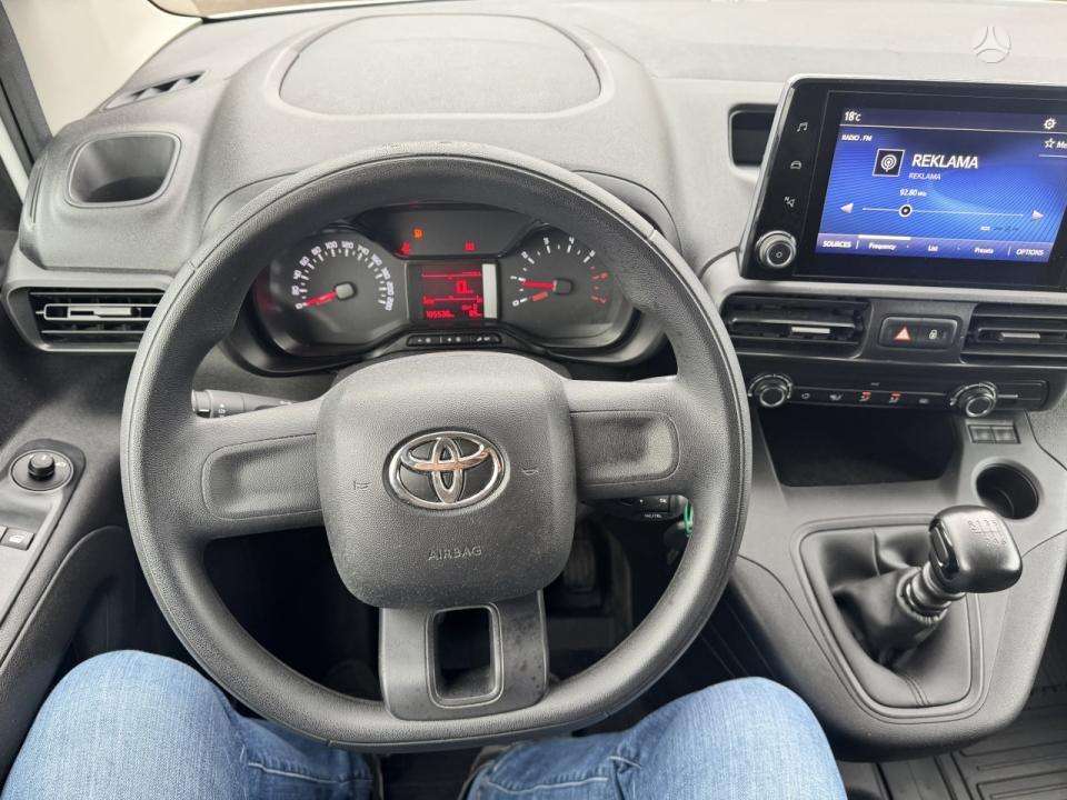 Toyota Proace City - 11