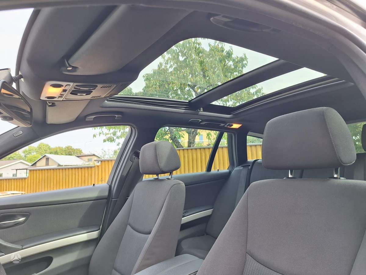 BMW 318, 2.0 l., wagon