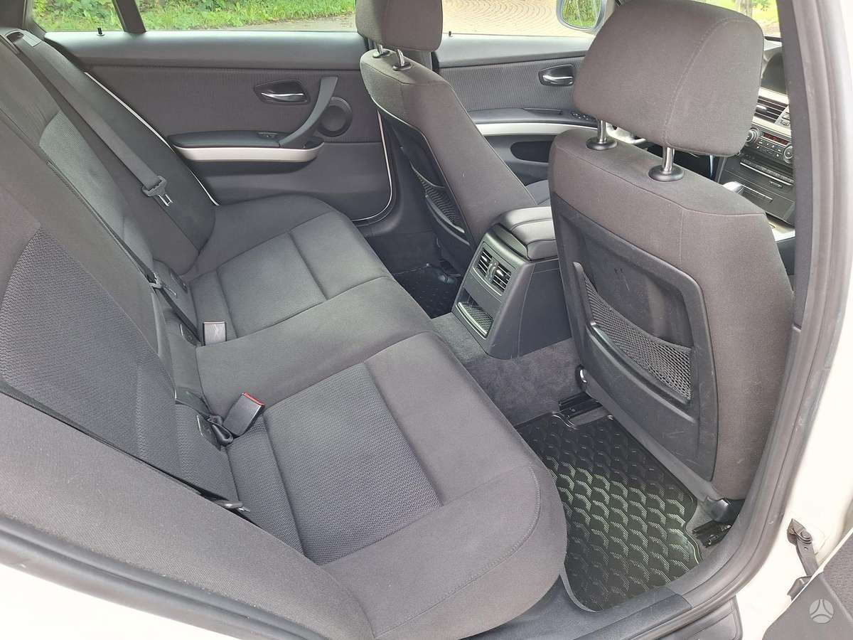 BMW 318, 2.0 l., wagon