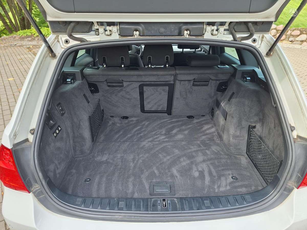 BMW 318, 2.0 l., wagon