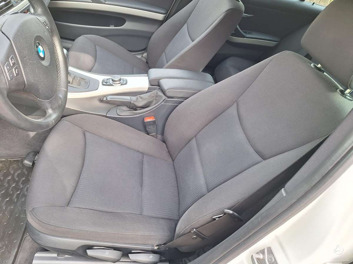 BMW 318, 2.0 l., wagon