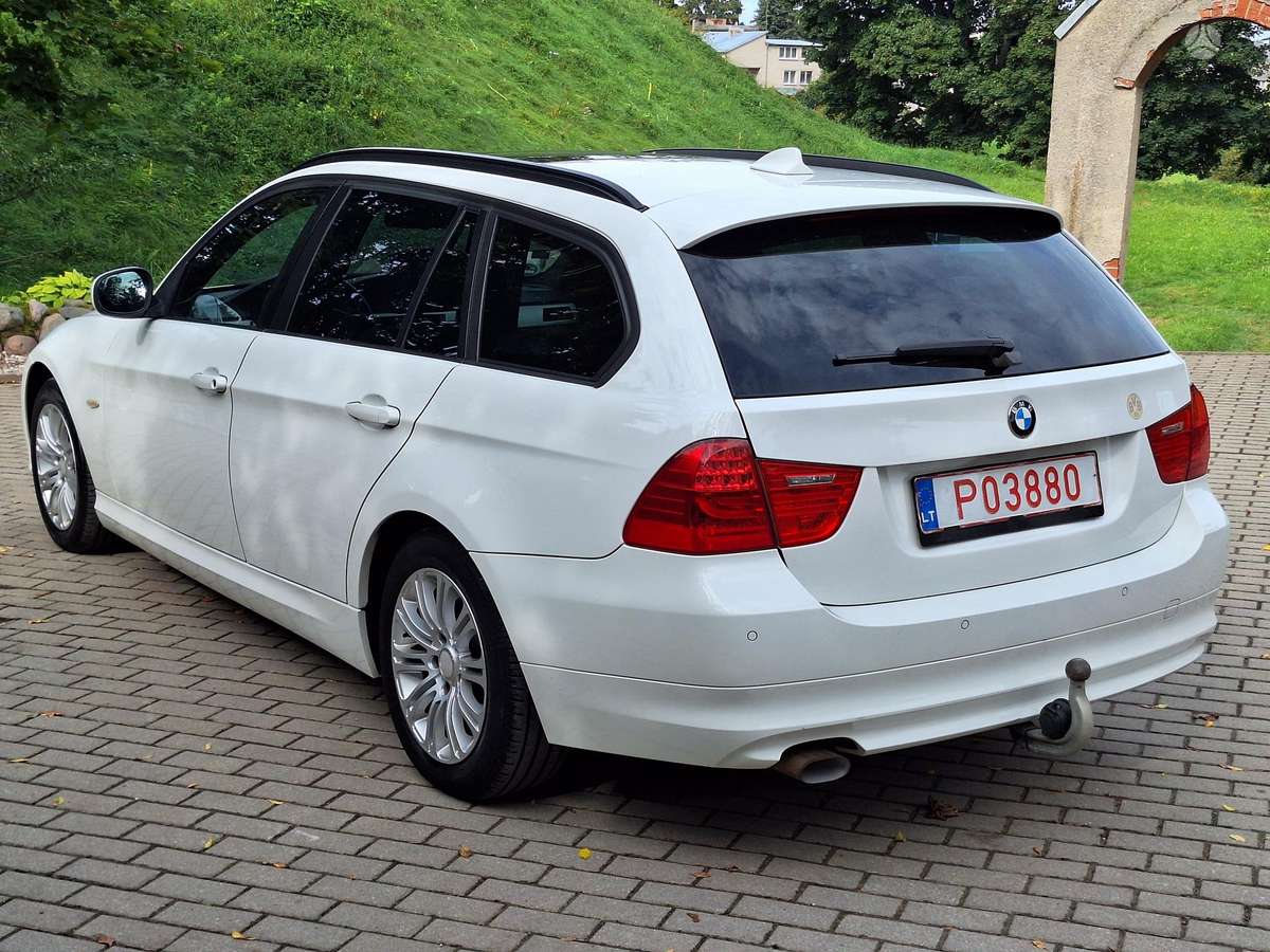 BMW 318, 2.0 l., wagon