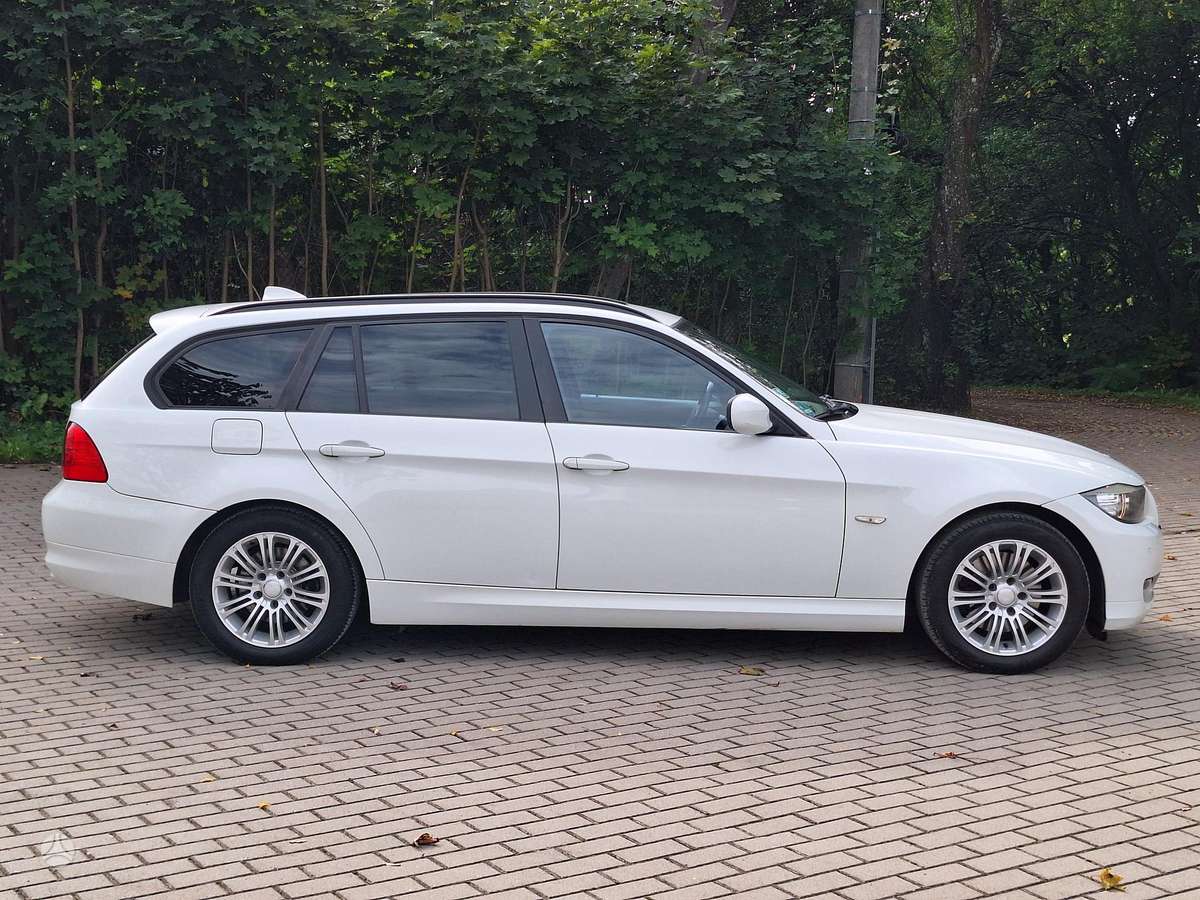 BMW 318, 2.0 l., wagon