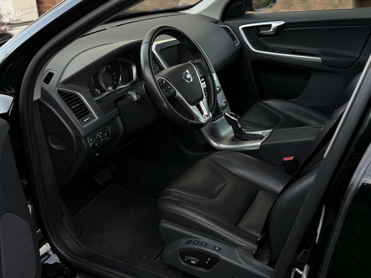 Volvo XC60 - 10