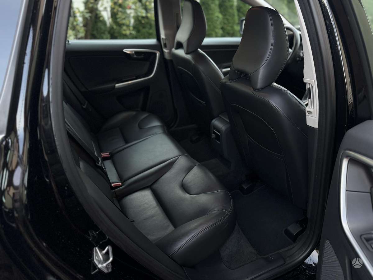 Volvo XC60 - 12