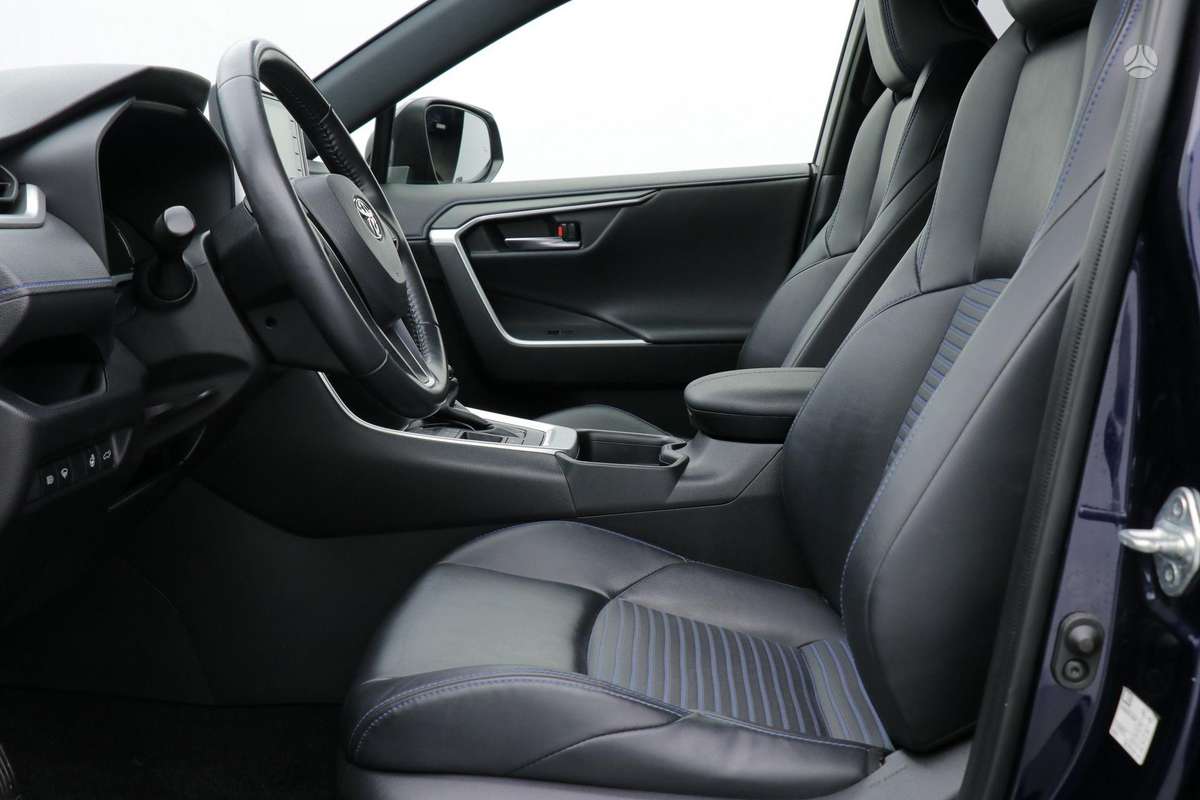 Toyota RAV4 - 12