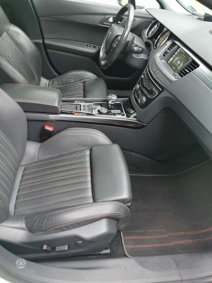 Peugeot 508 RXH - 8