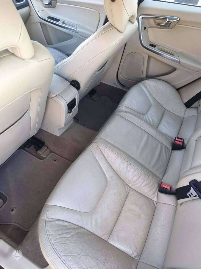 Volvo S60 - 8