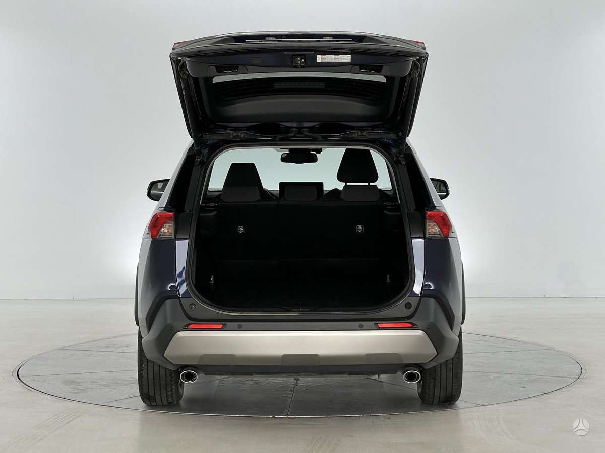 Toyota RAV4 - 10