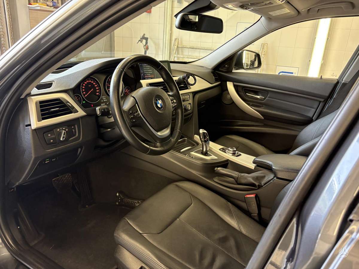 BMW 320, 2.0 l., wagon