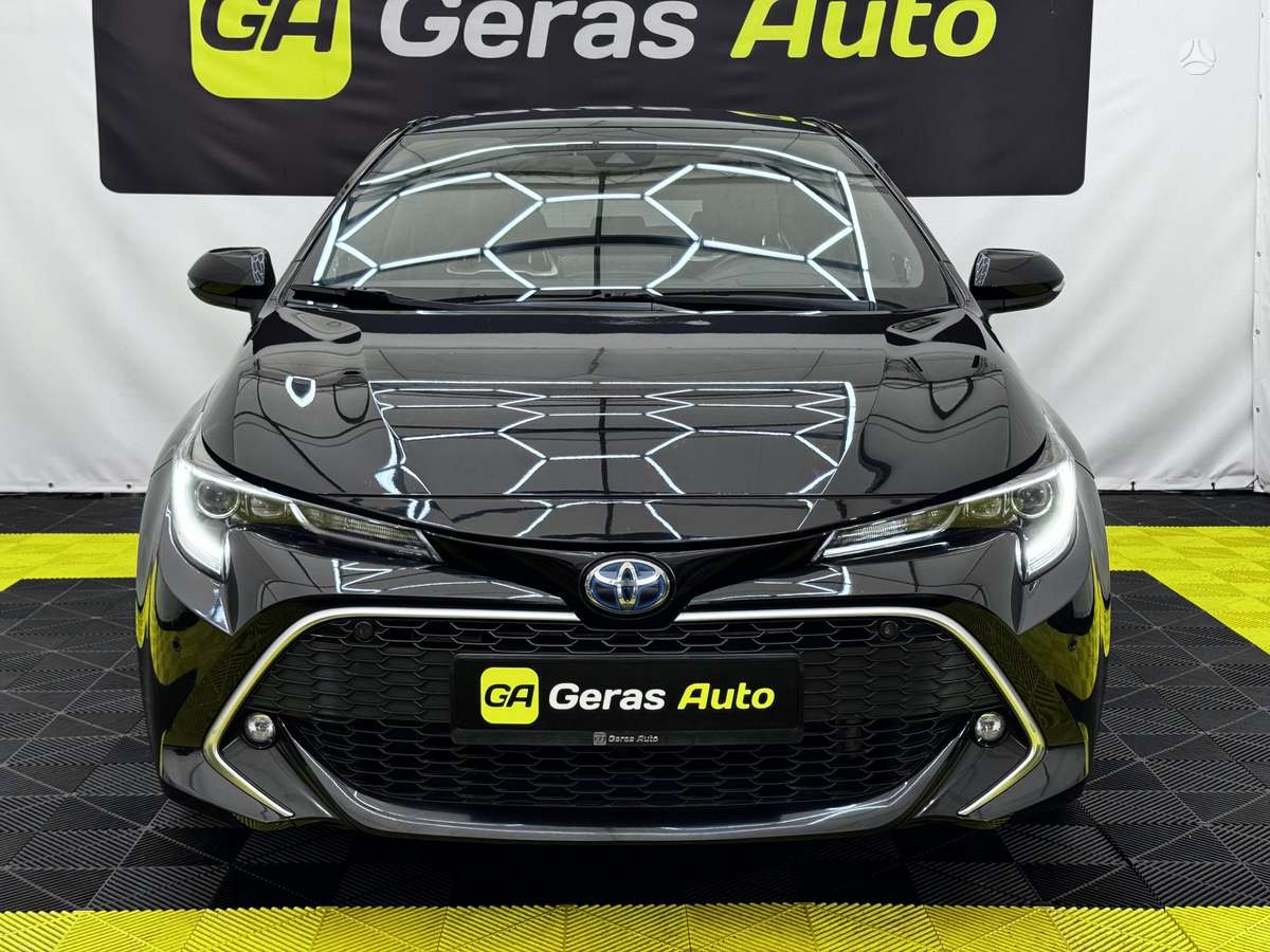 Toyota Corolla - 2
