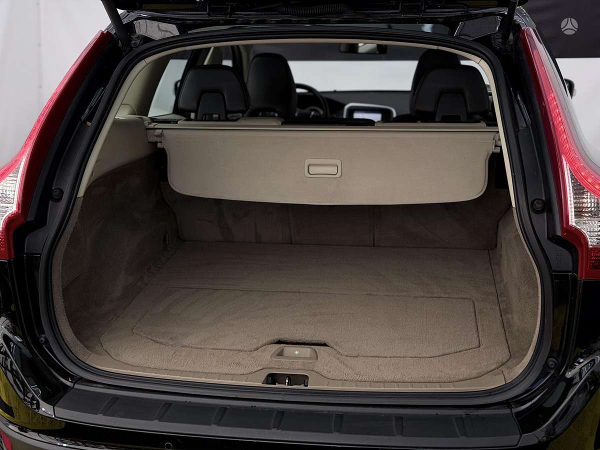 Volvo XC60 - 12