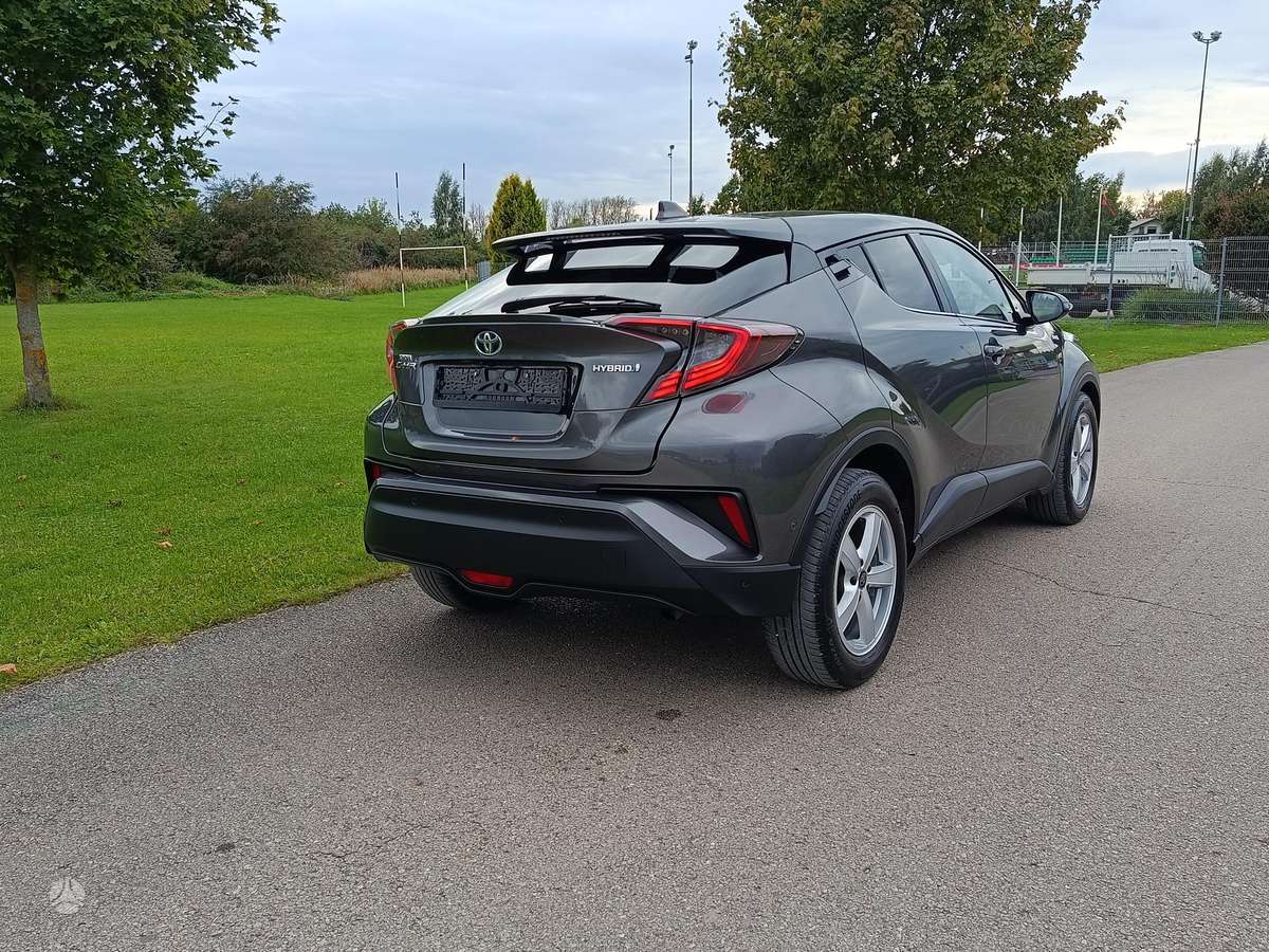 Toyota C-HR - 6