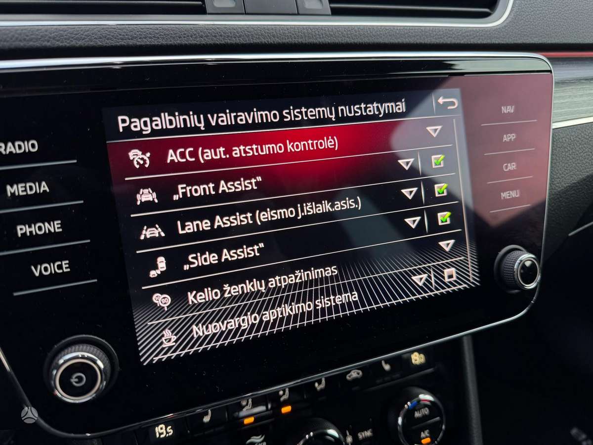 Skoda Superb, 2.0 l., Универсал