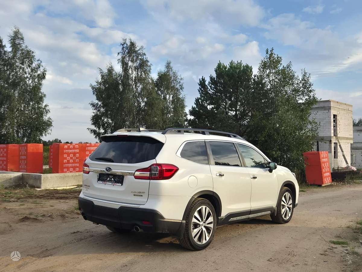 Subaru Outback, 2.4 l., Минивэн