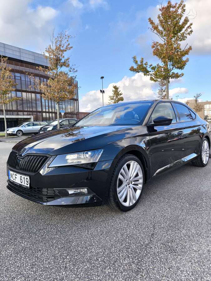Škoda Superb - 1