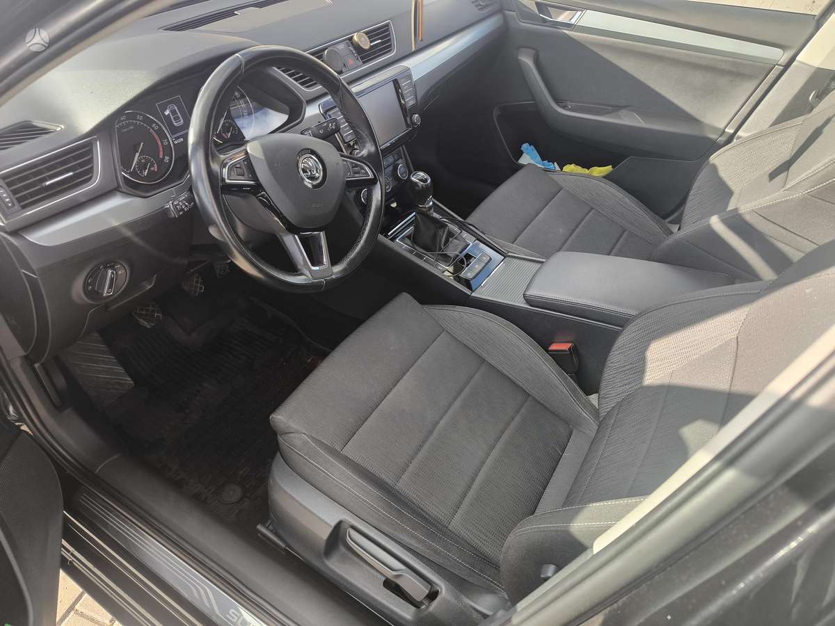 Skoda Superb, 1.4 l., Седан