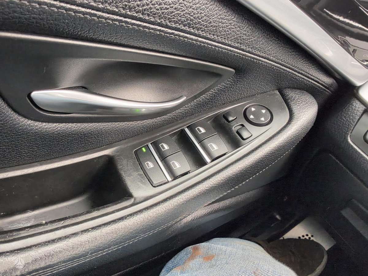 BMW 525, 2.0 l., universalas