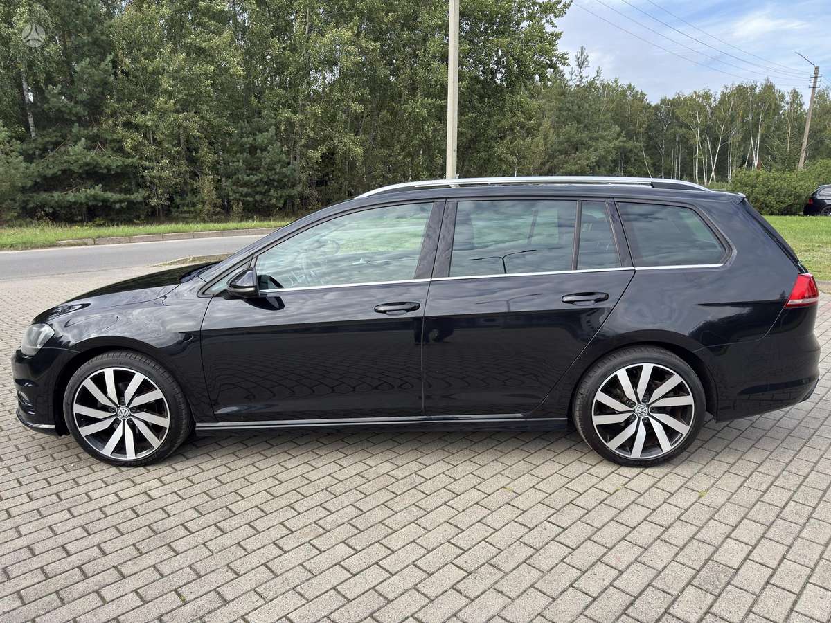 Volkswagen Golf - 3