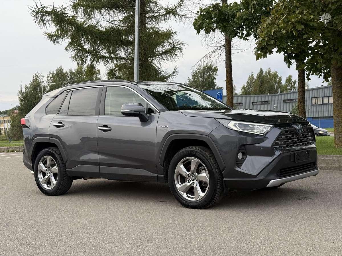 Toyota RAV4 - 11