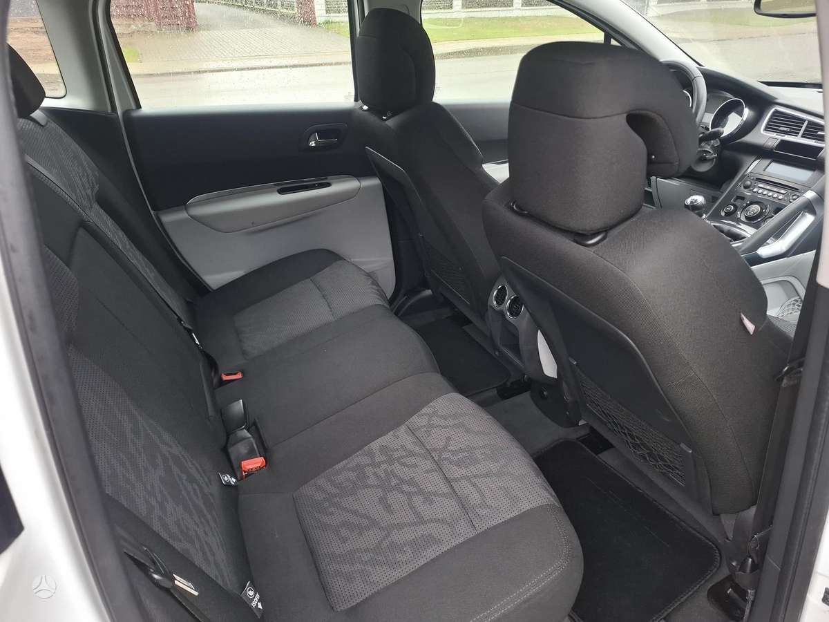 Peugeot 3008 - 10