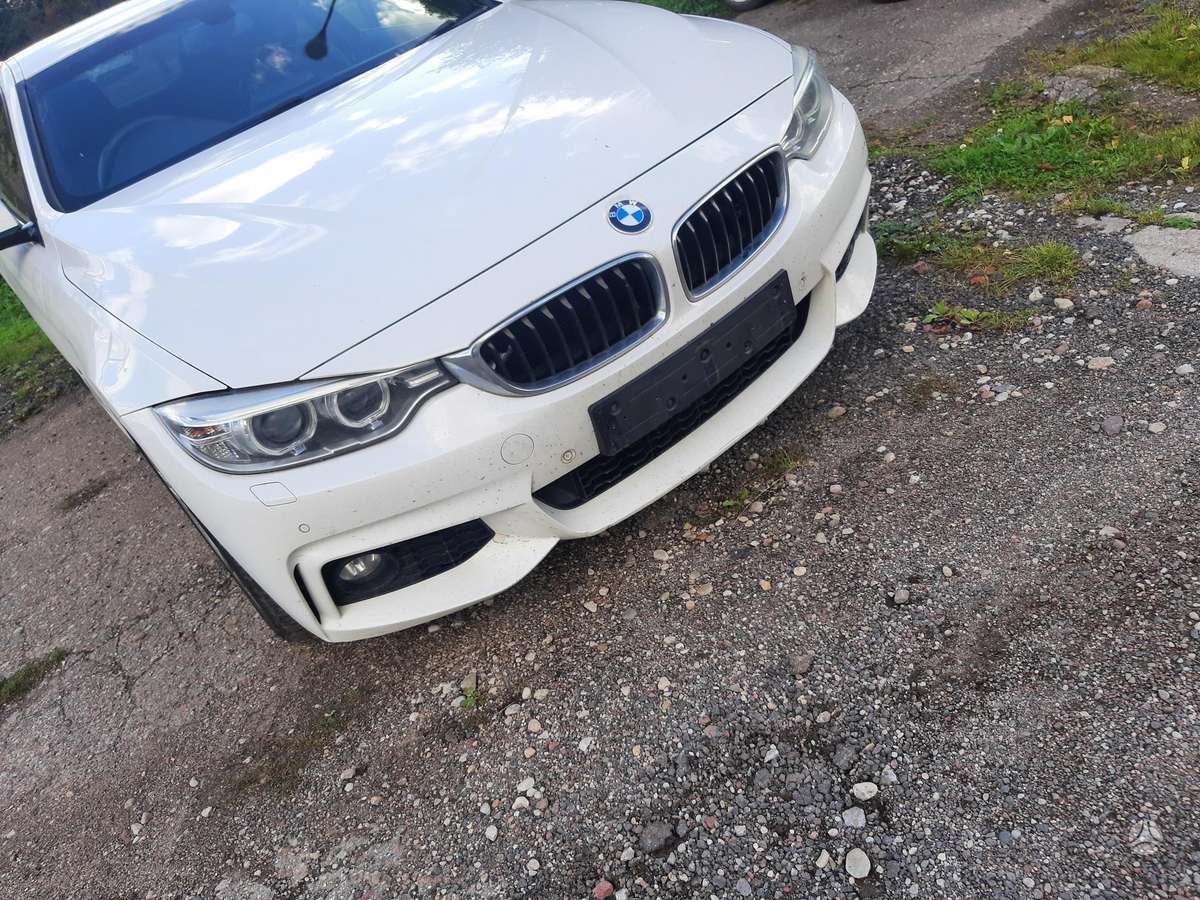 BMW 4 serija dalimis