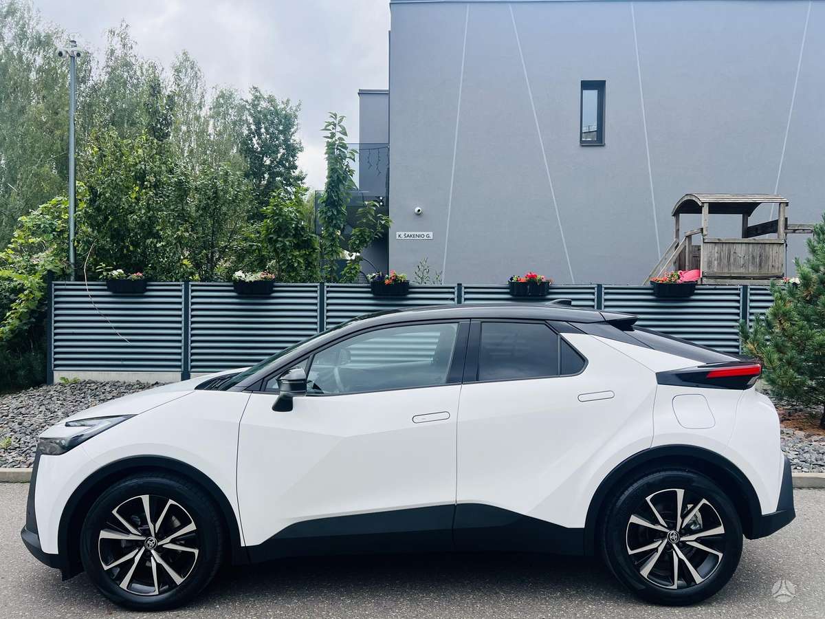 Toyota C-HR - 3