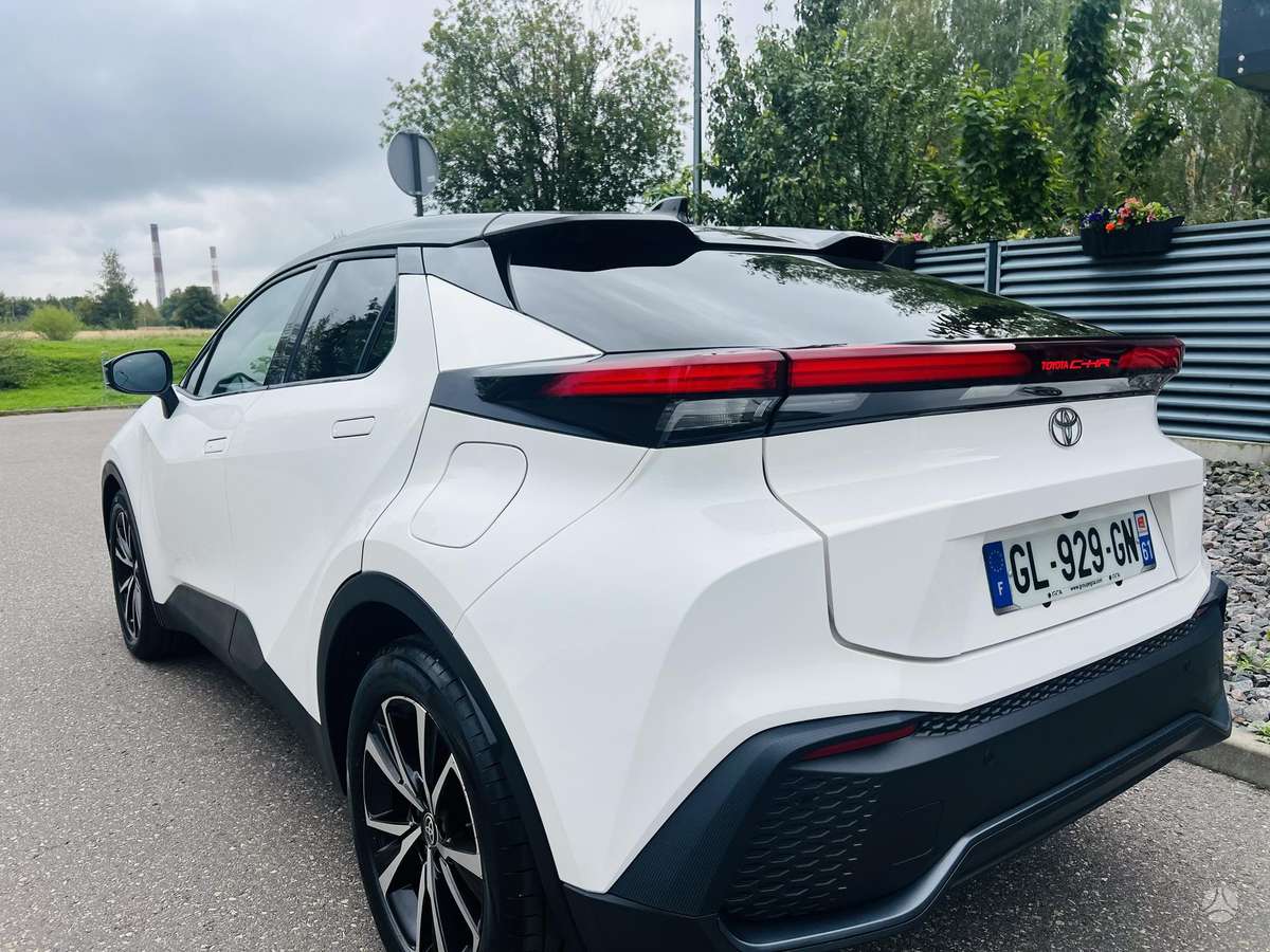 Toyota C-HR - 2