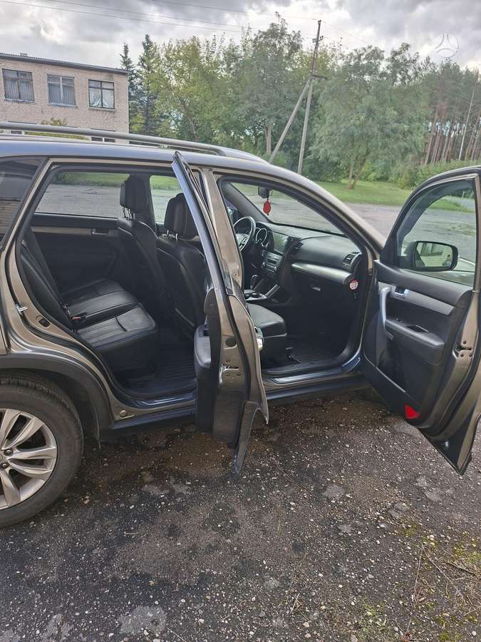 Kia Sorento, 2.2 l., off-road / crossover