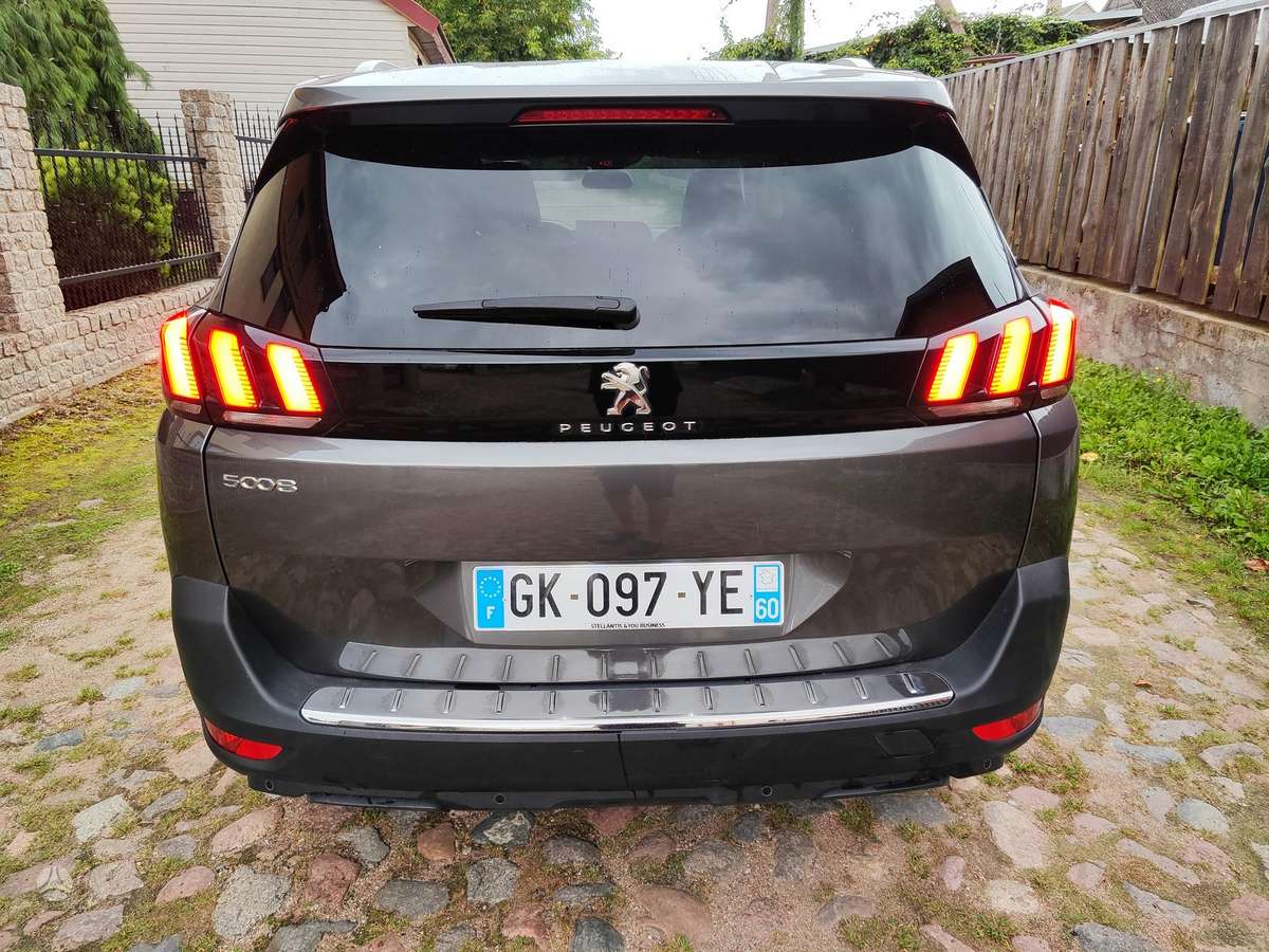 Peugeot 5008 - 6