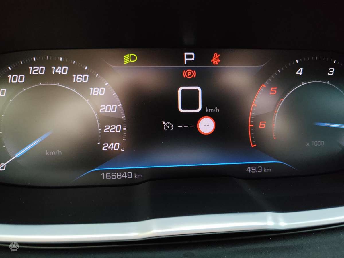 Peugeot 5008 - 12