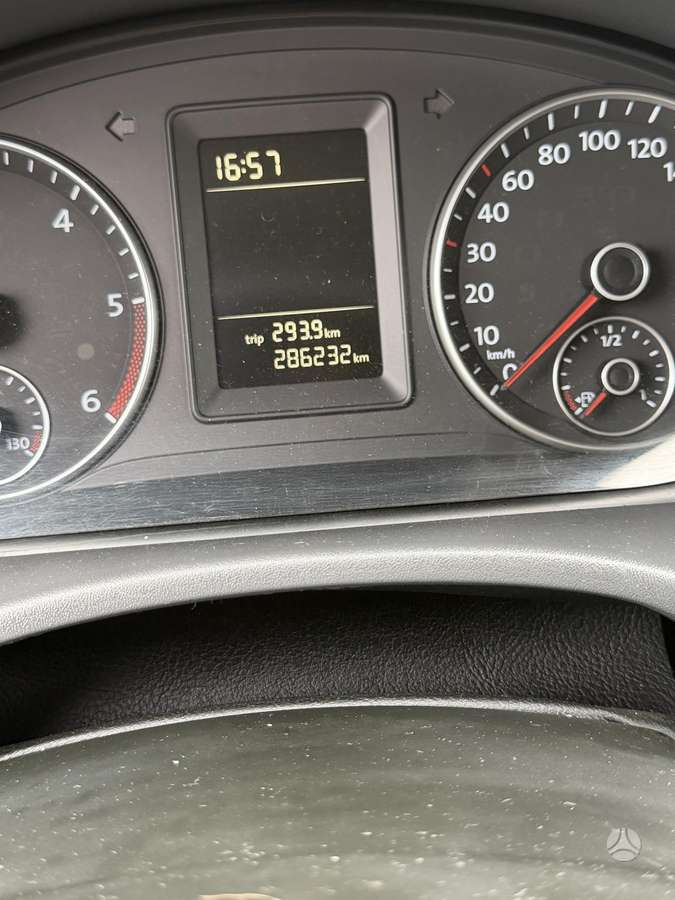 Volkswagen Caddy - 12