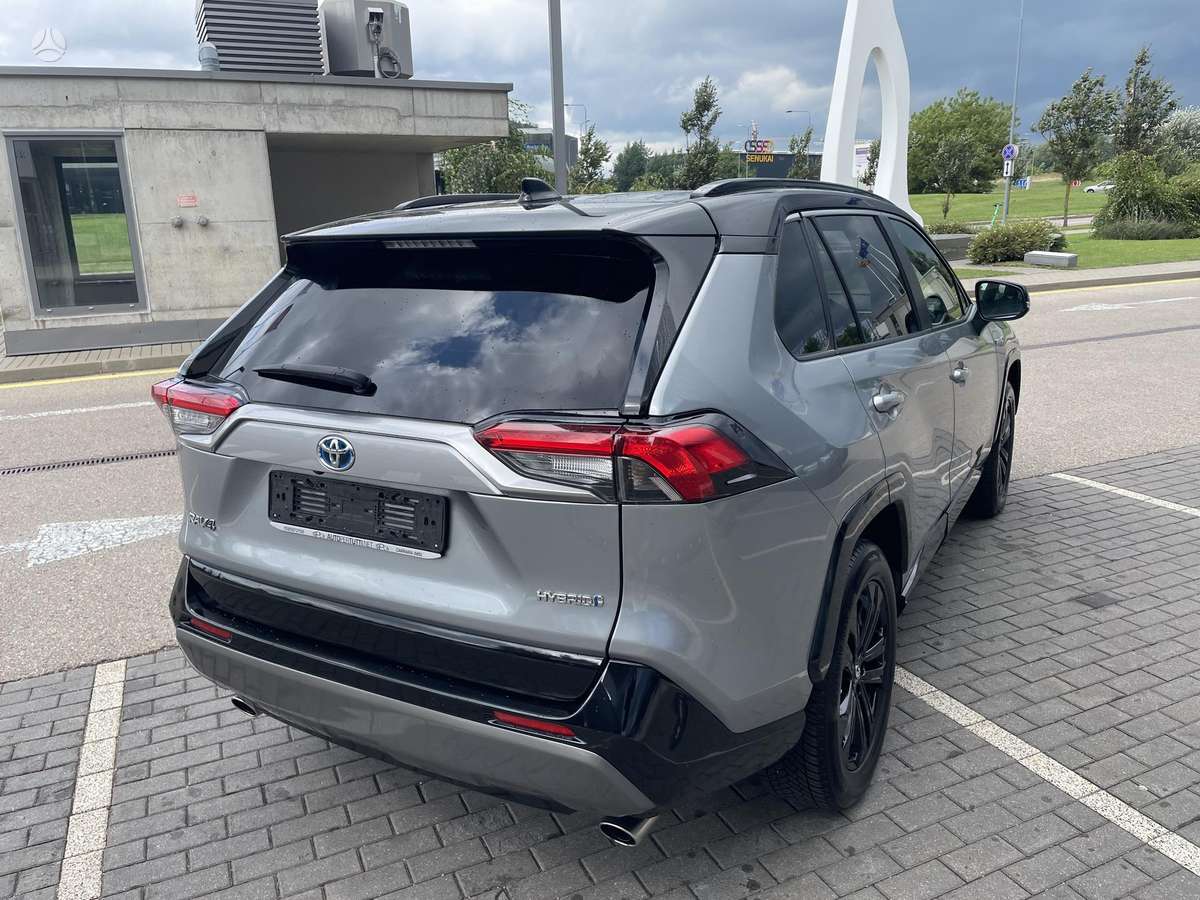Toyota RAV4 - 7