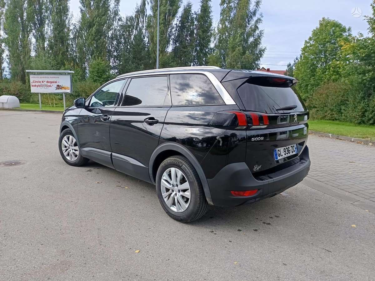 Peugeot 5008 - 4