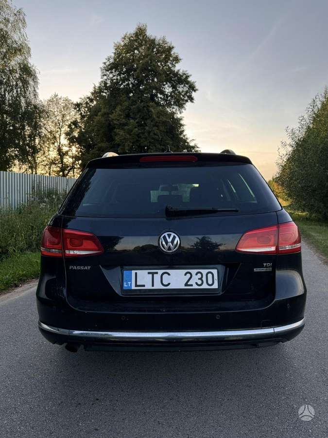Volkswagen Passat - 9