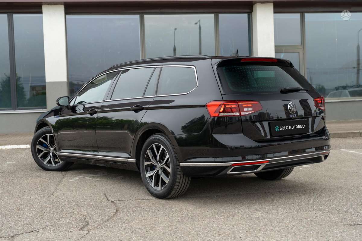 Volkswagen Passat - 6
