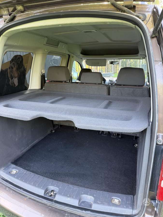 Volkswagen Caddy - 11