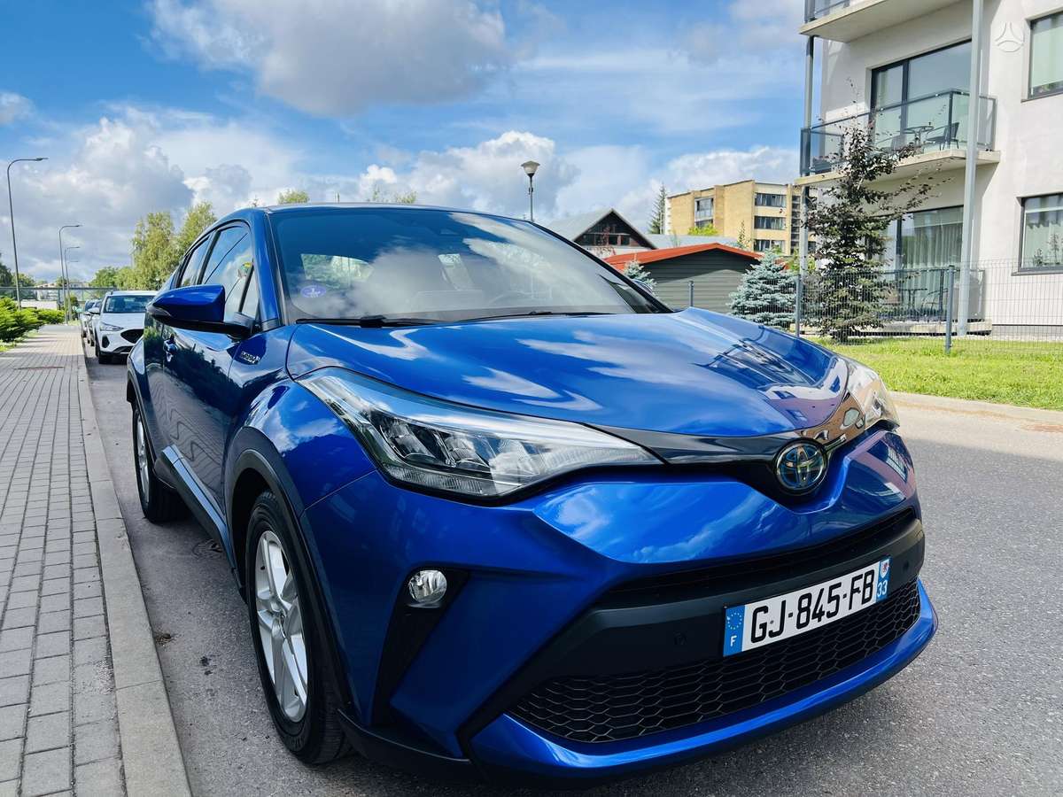 Toyota C-HR - 4