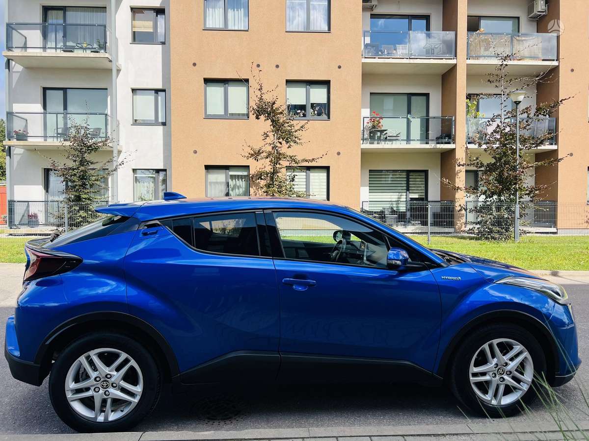 Toyota C-HR - 8