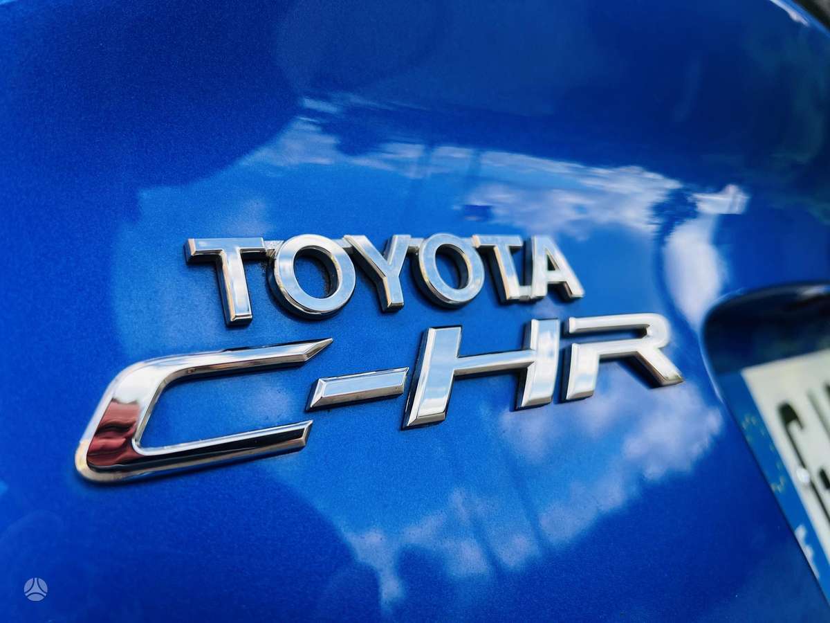 Toyota C-HR - 12