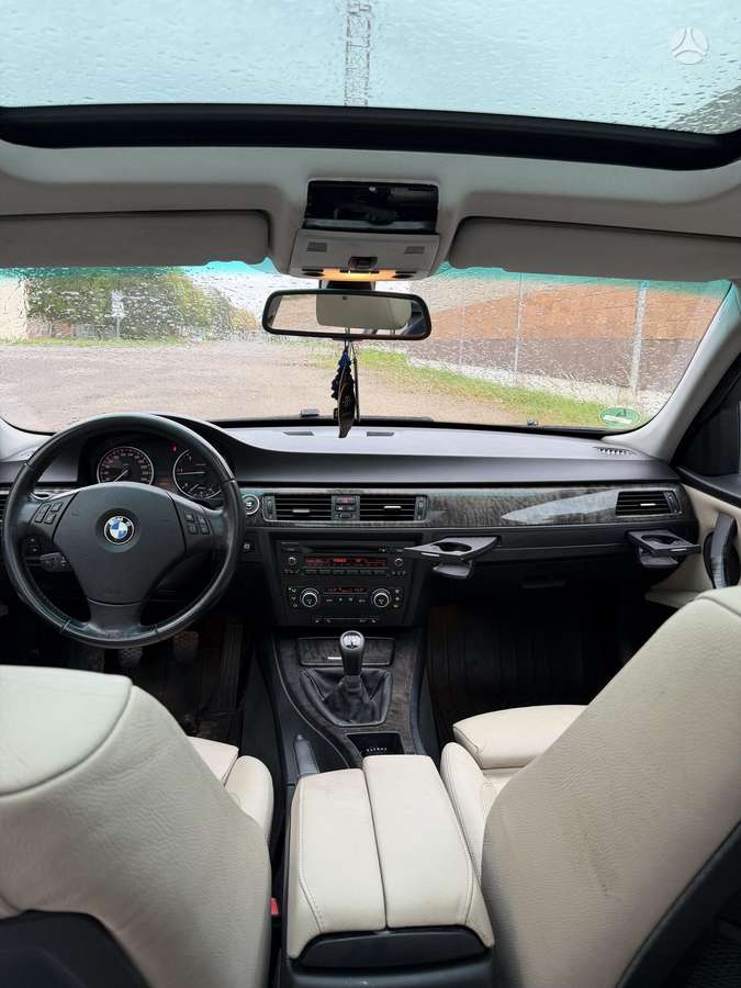 BMW 320, 2.0 l., wagon