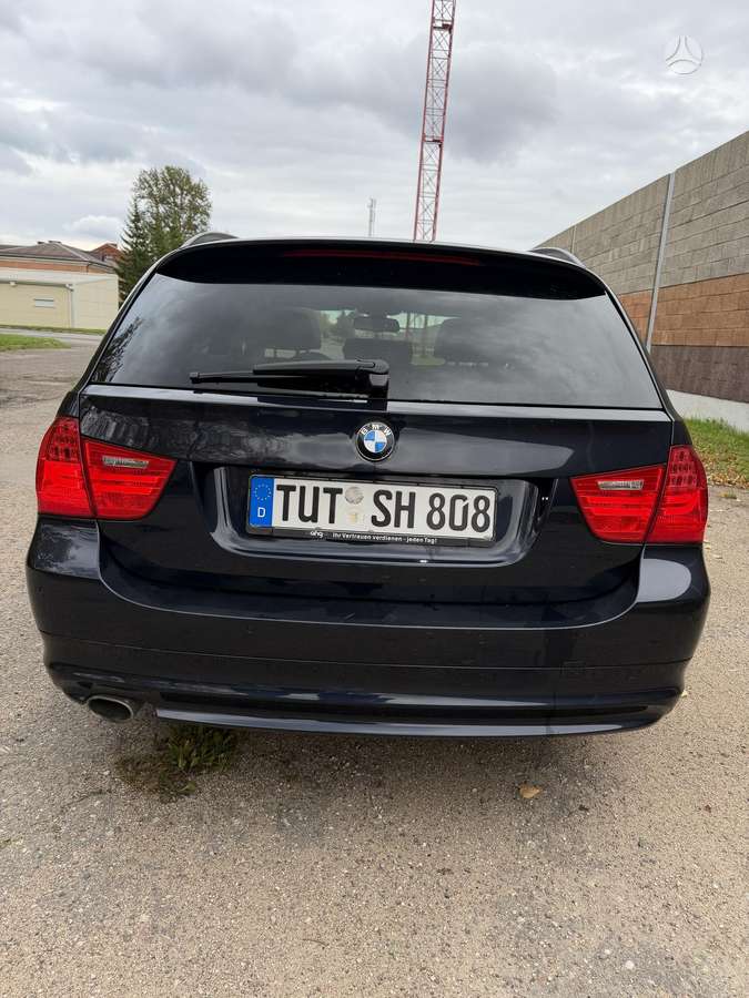 BMW 320, 2.0 l., wagon