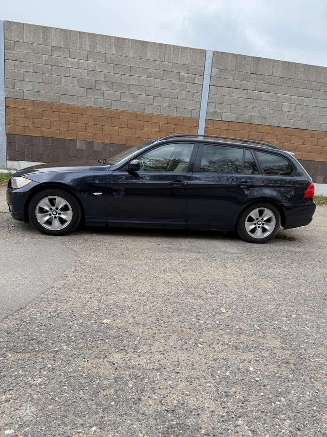 BMW 320, 2.0 l., wagon