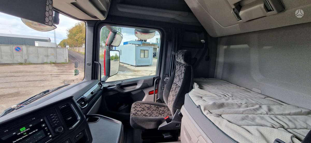 Scania R450, 2 miegamosios vietos