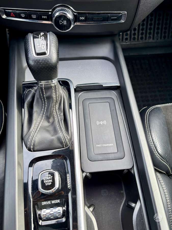 Volvo XC60 - 11