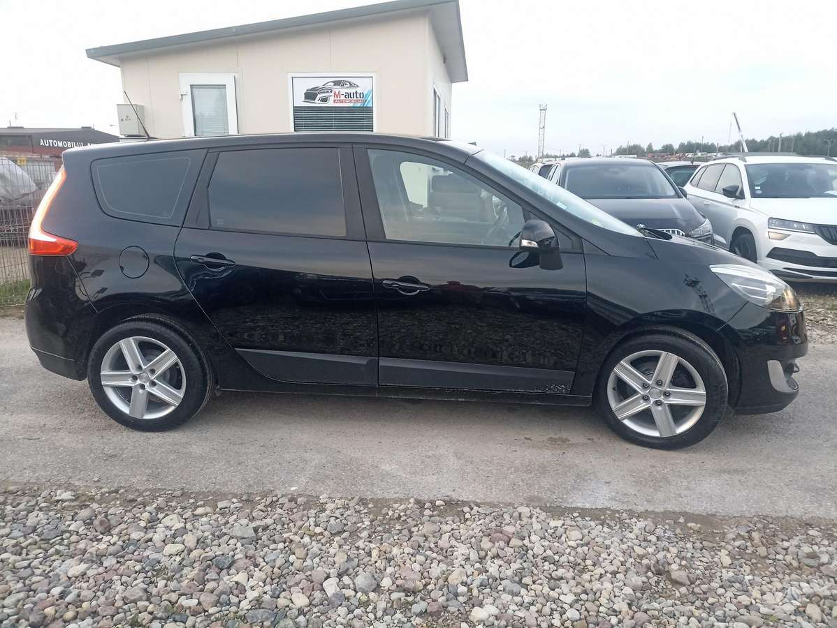Renault Grand Scenic - 3
