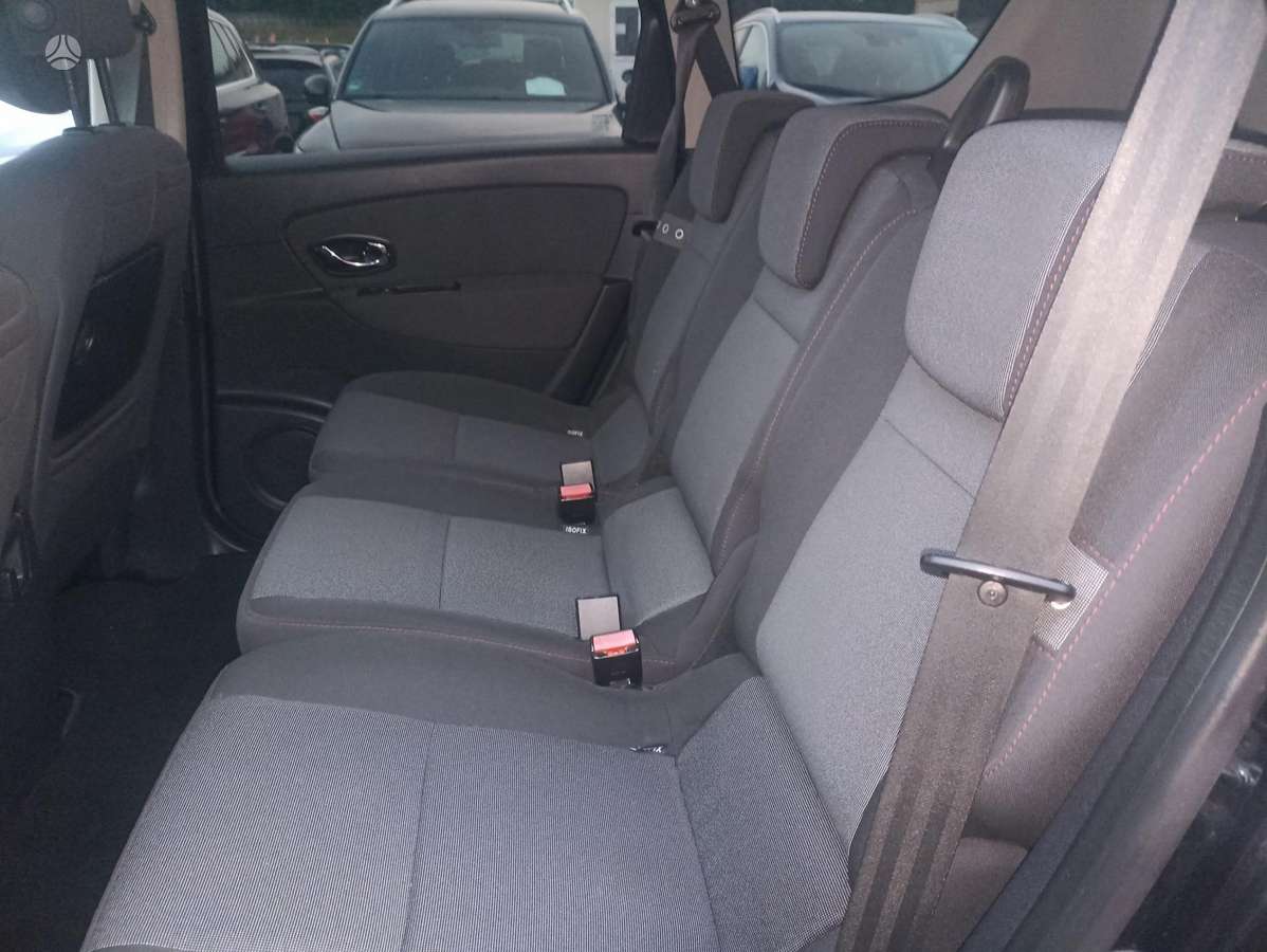 Renault Grand Scenic - 12