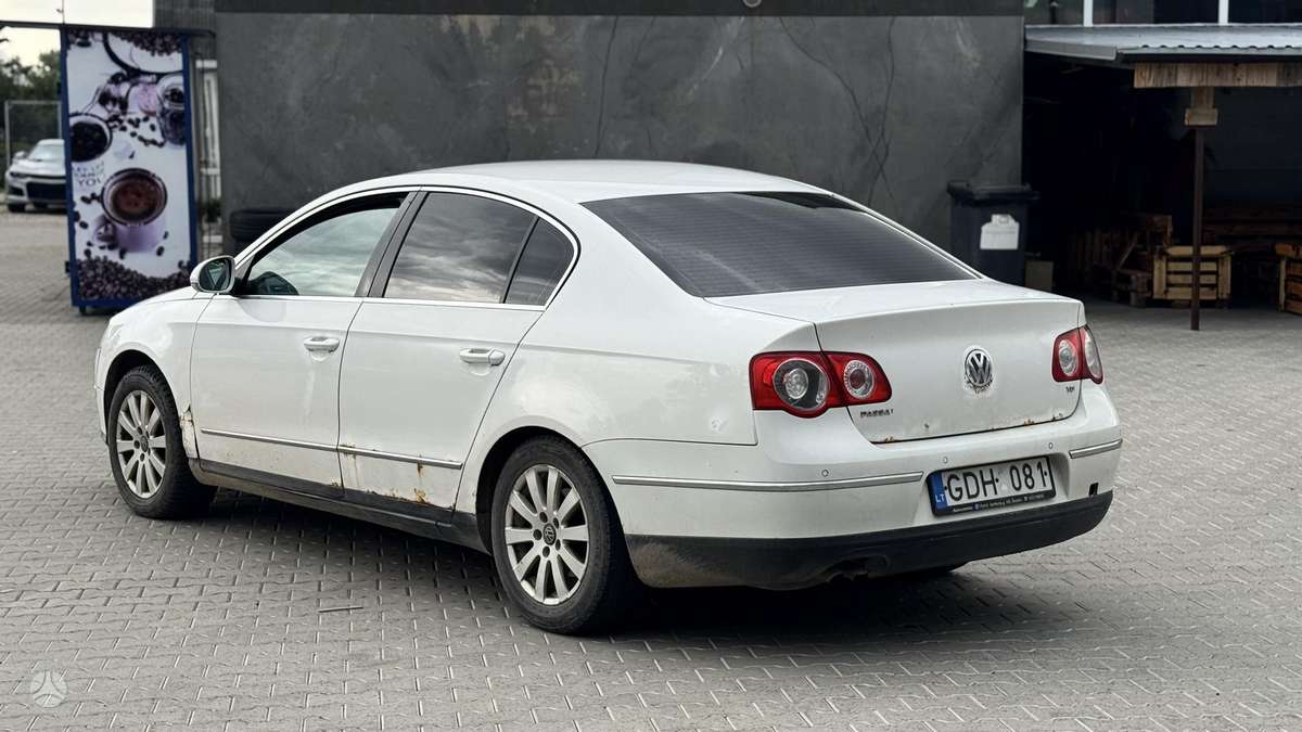 Volkswagen Passat - 6